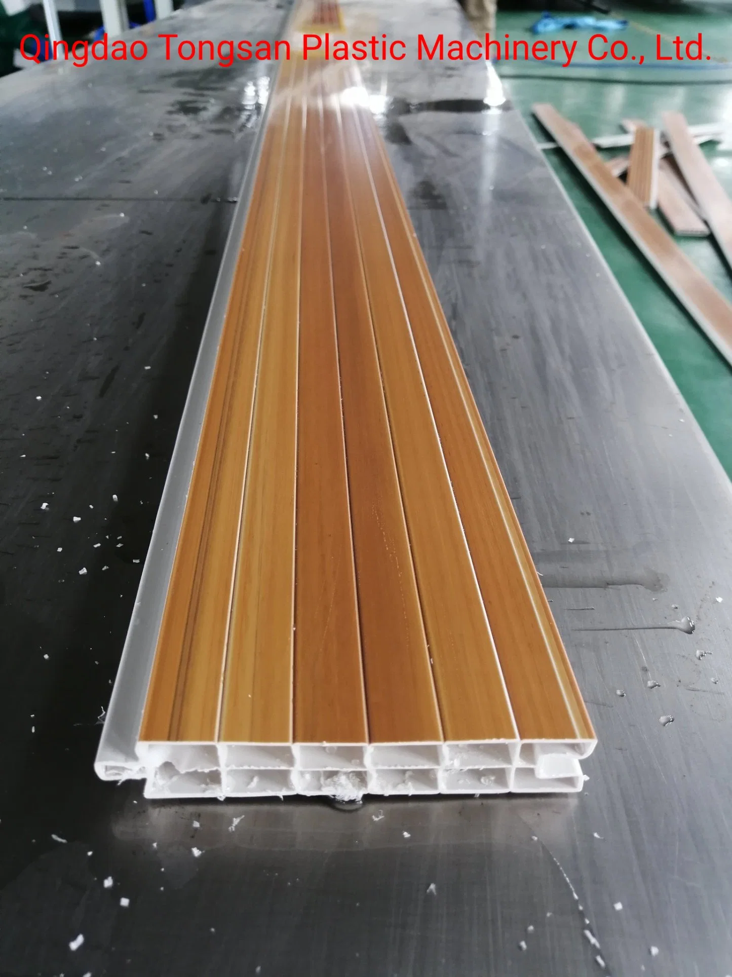 Ventana de PVC y la puerta de la extrusora de perfiles de PVC /la línea de producción de PVC de techo / panel de pared Línea de producción