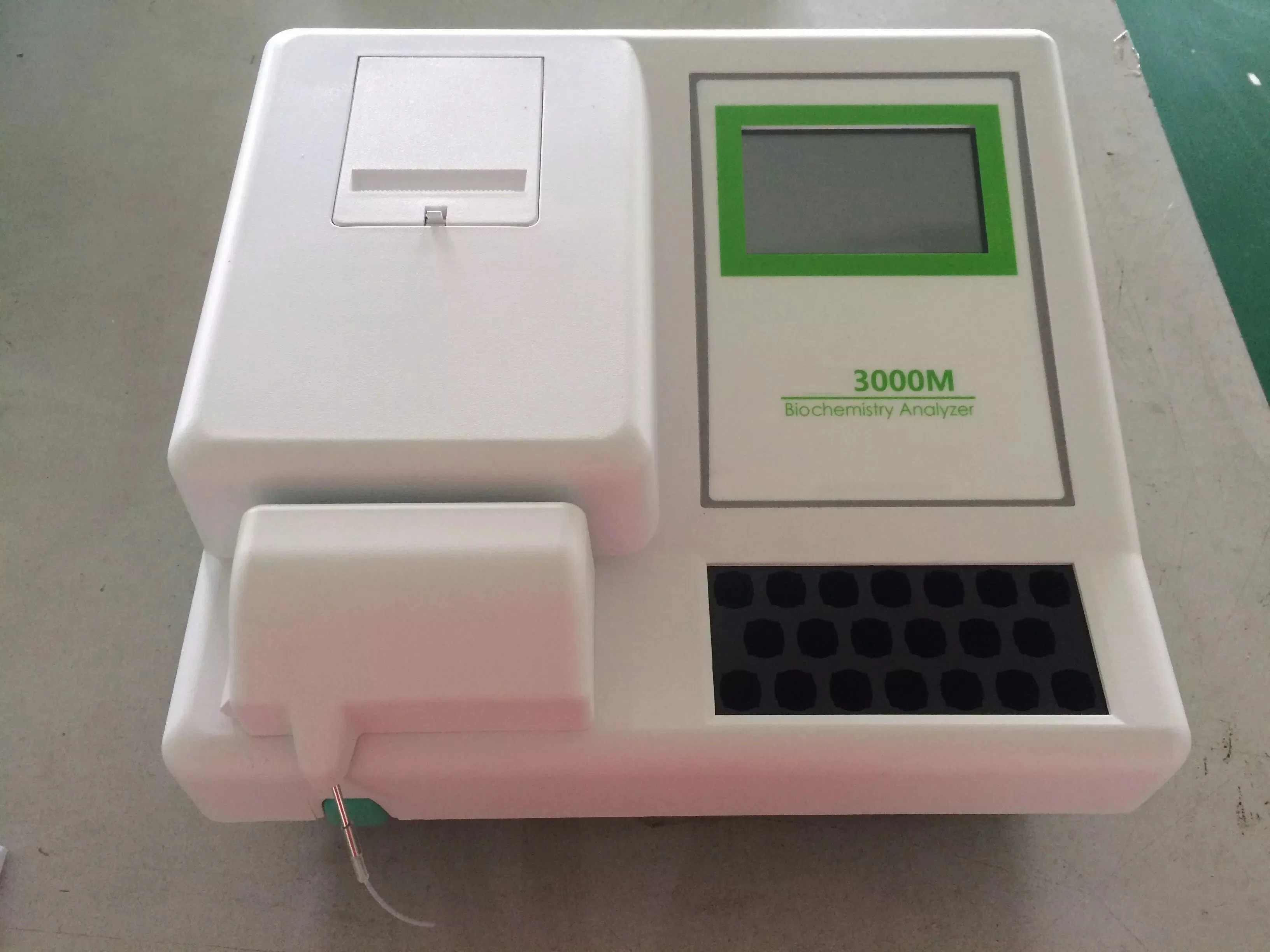 Factory Price Ba-3000m Semi Automatically Chemistry Analyzer with Ce