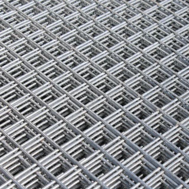 0,5-2 mm 1/2x1/2 1X1 de 1.5 pulgadas 1/4 50x50 1cm de malla cuadrada galvanizadas Galvanizado en caliente después de soldar la malla de alambre soldado