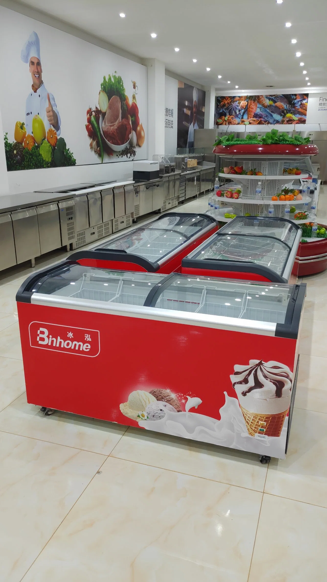 La pequeña superficie de cristal helado Mostrar congelador horizontal con caja de luz de la Junta de Anuncios