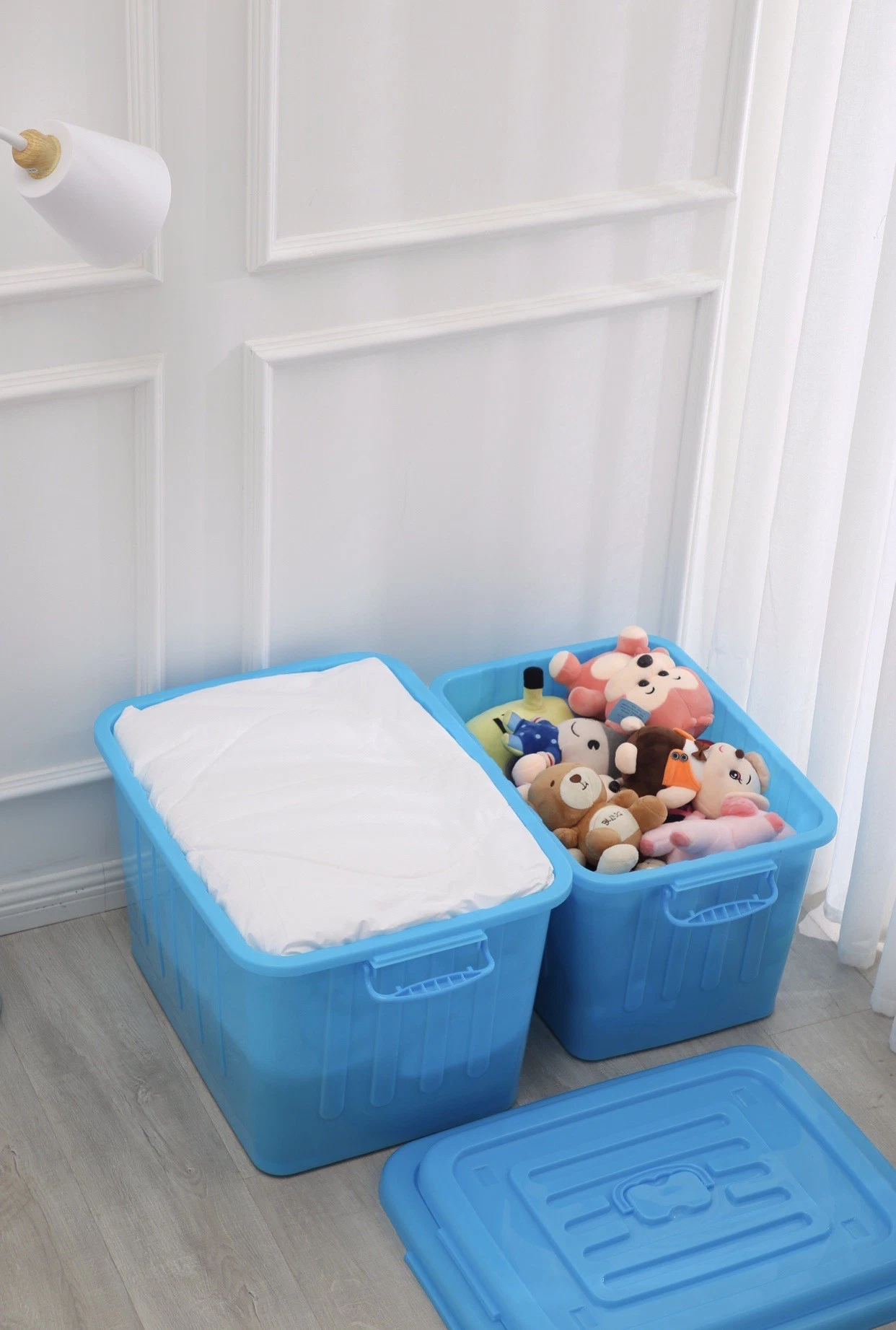 Plastic Clothing Storage Box Bin Multi-Function Plastic Container