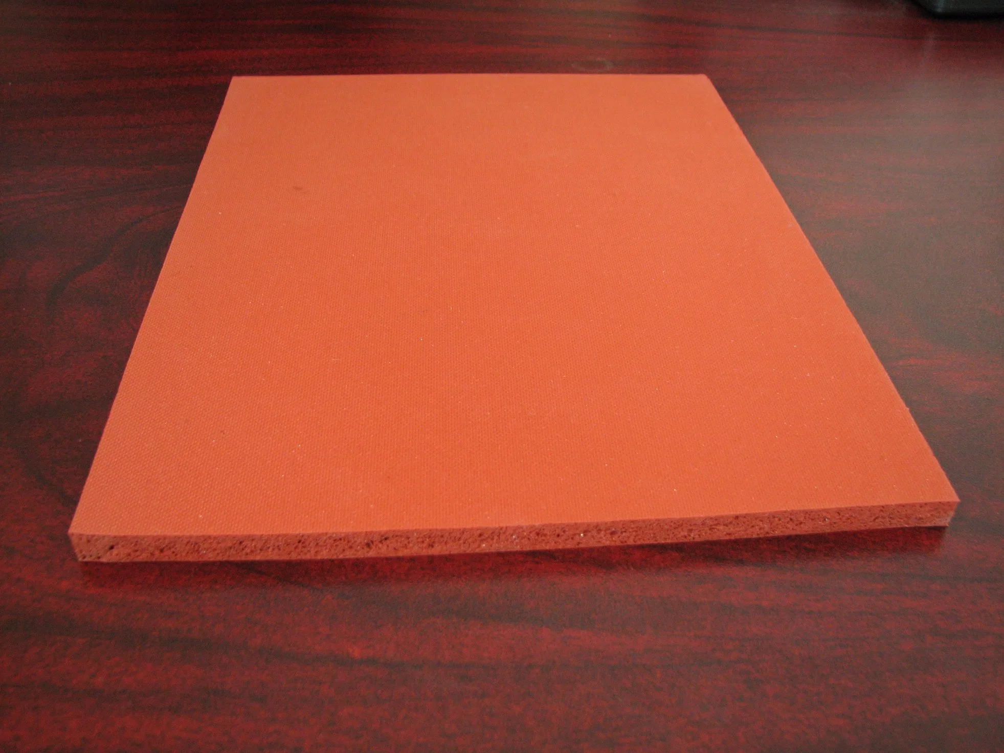 Silicone Sponge Sheet, Silicone Foam Sheet for Ironing Table and Special Gasket Application