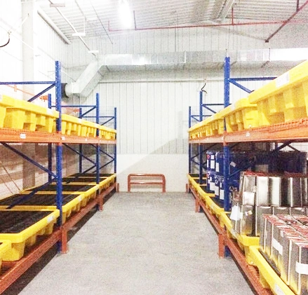 Good Quality Factory Price Anti-Leakage 2 Drum Oil Spill Containment Pallet with Drain for Waster Oil Storage