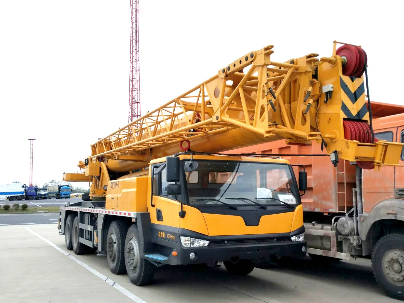 70ton Camión grúa móvil QY70k-II Equipo pesado