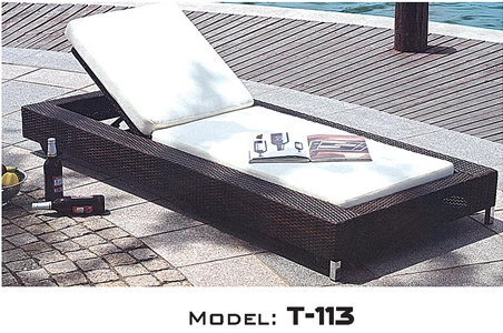 Outdoor Furniture Poolside Wicker Sun Bed PE Rattan Day Bed