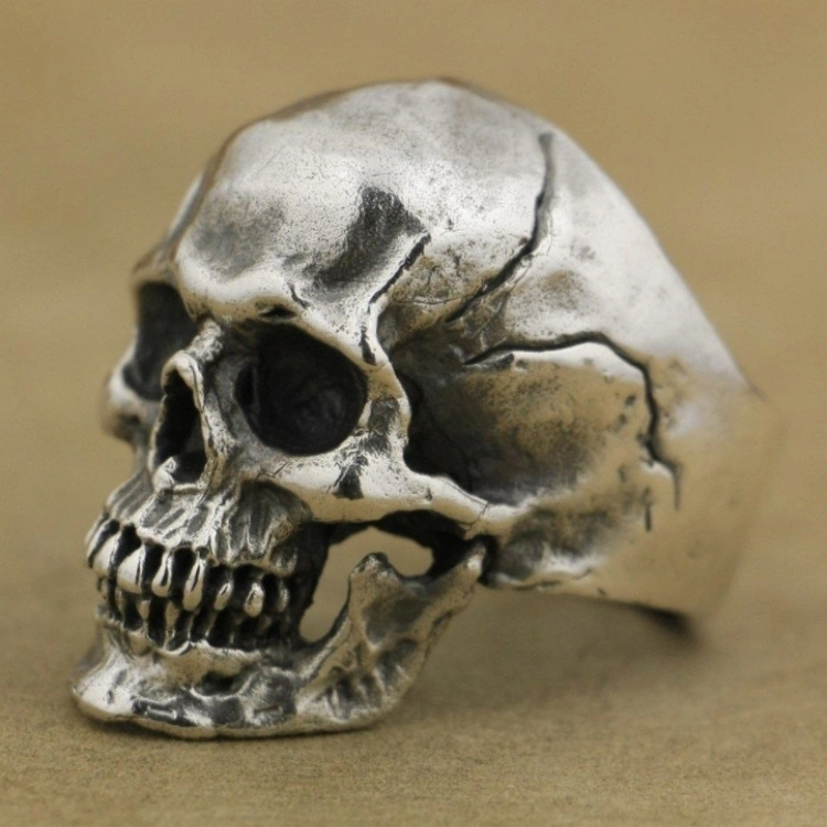 Bague crâne européenne et américaine vintage pour Halloween, fissure fantôme tête de mort, bague en rubis rock pour homme.