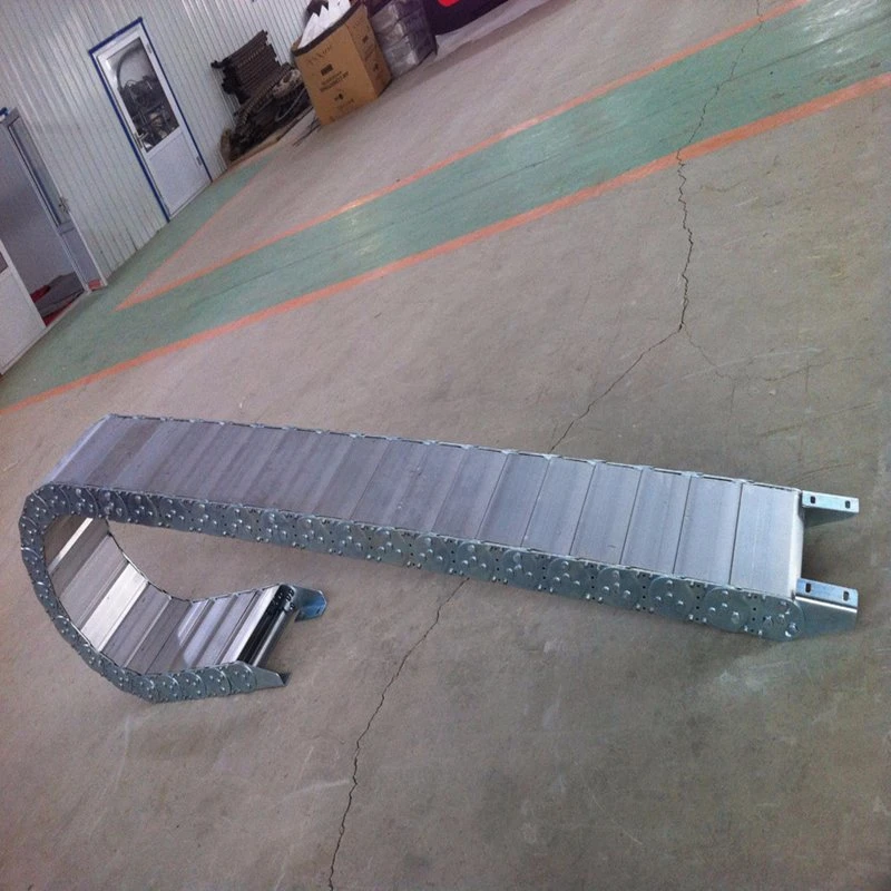 Centro de mecanizado CNC de aluminio de acero especial de la cadena de arrastre