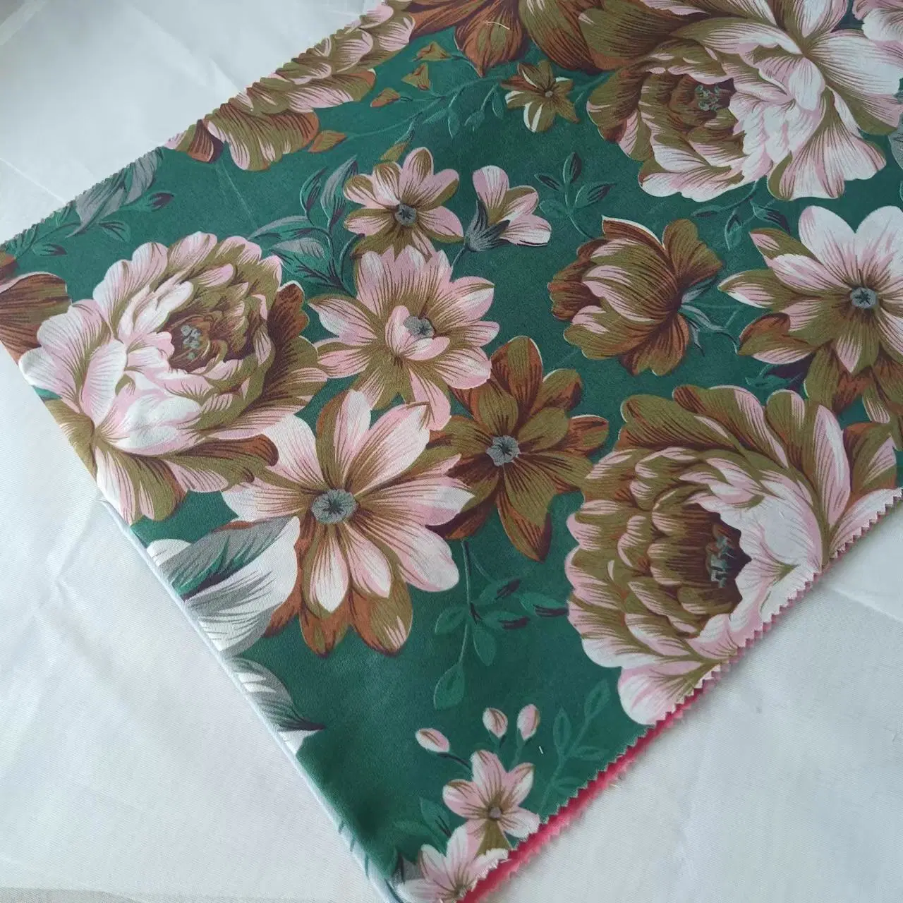 65GSM Stoff Blumen Drucken Polyester Bettwäsche Stoff Heim Textil Armenien