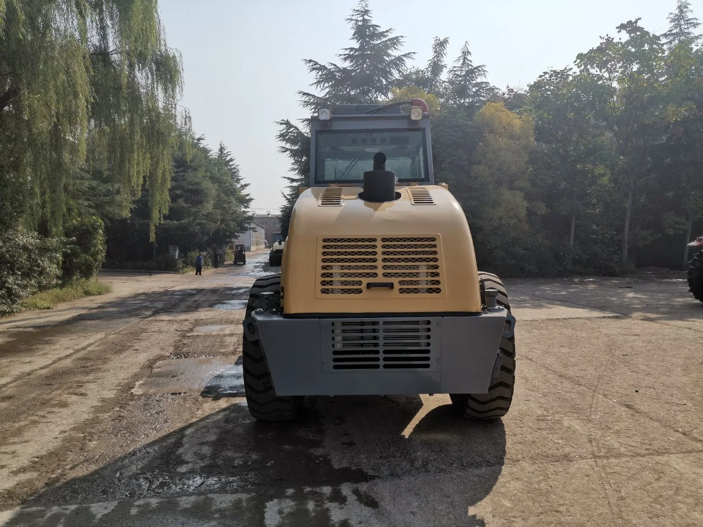 China 10 toneladas de accionamiento hidráulico y la vibración del rodillo de la carretera con la unidad Double-Wheel