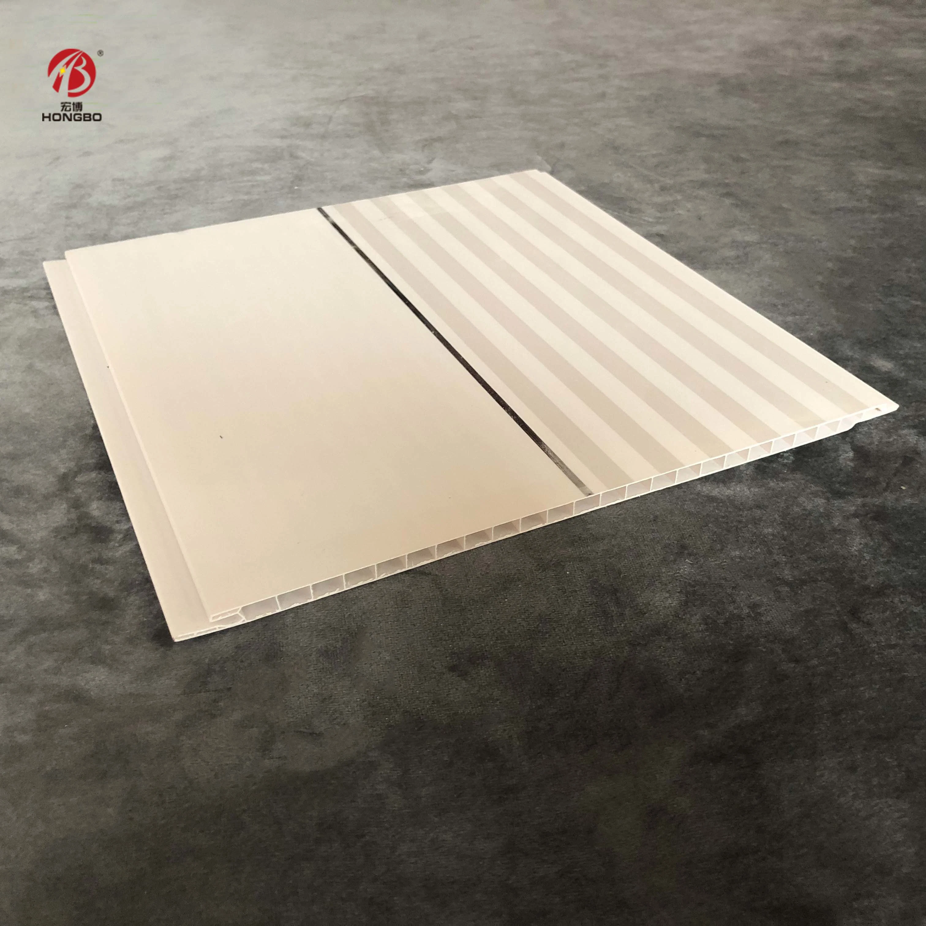 China Fabricante de buena calidad impermeable PVC techo Panel de PVC Cielo Raso en PVC