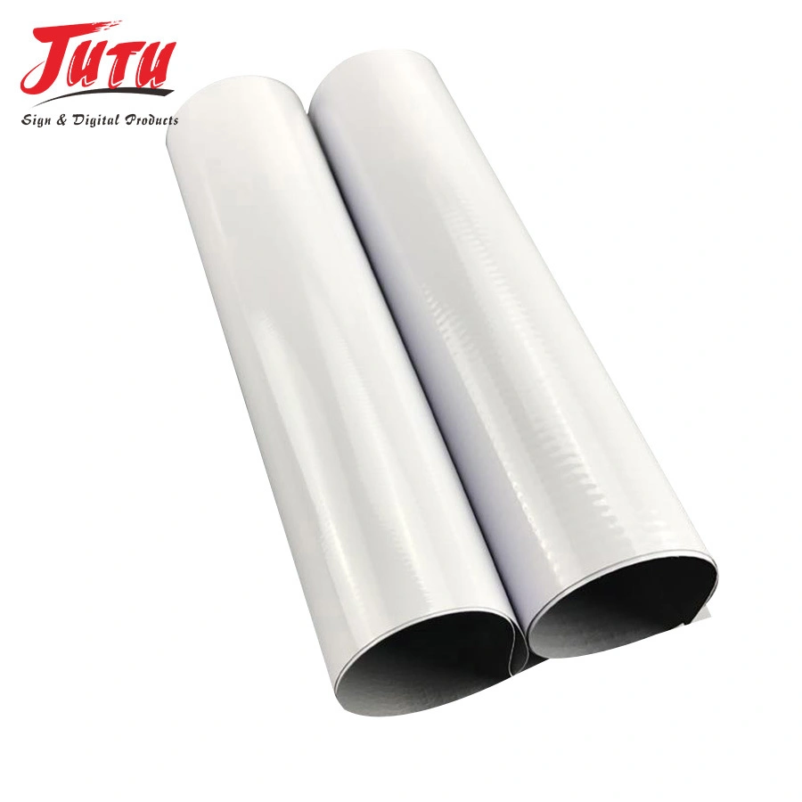 Jutu 1.02-5.0m Width Weather Fastness 440-550g Exhibition Booth Decoration Peeling Resistance Coated PVC Flex