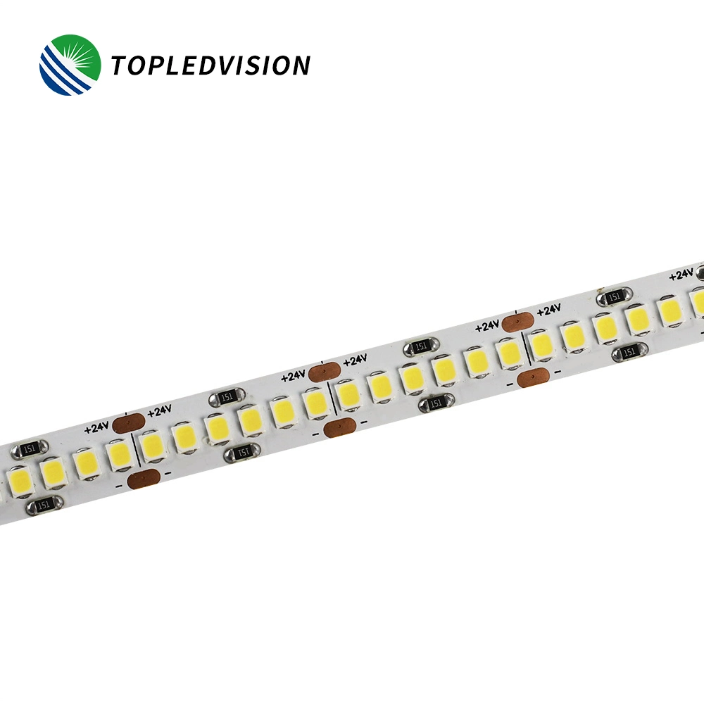 Tira de LED de luz flexible SMD2835 240LEDs/M con TUV CE RoHS IEC/EN62471