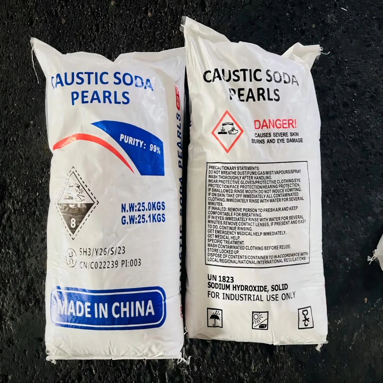 Factory Best Price Naoh 99% Pearls Caustic Soda/Sodium Hydroxide Industry Grade