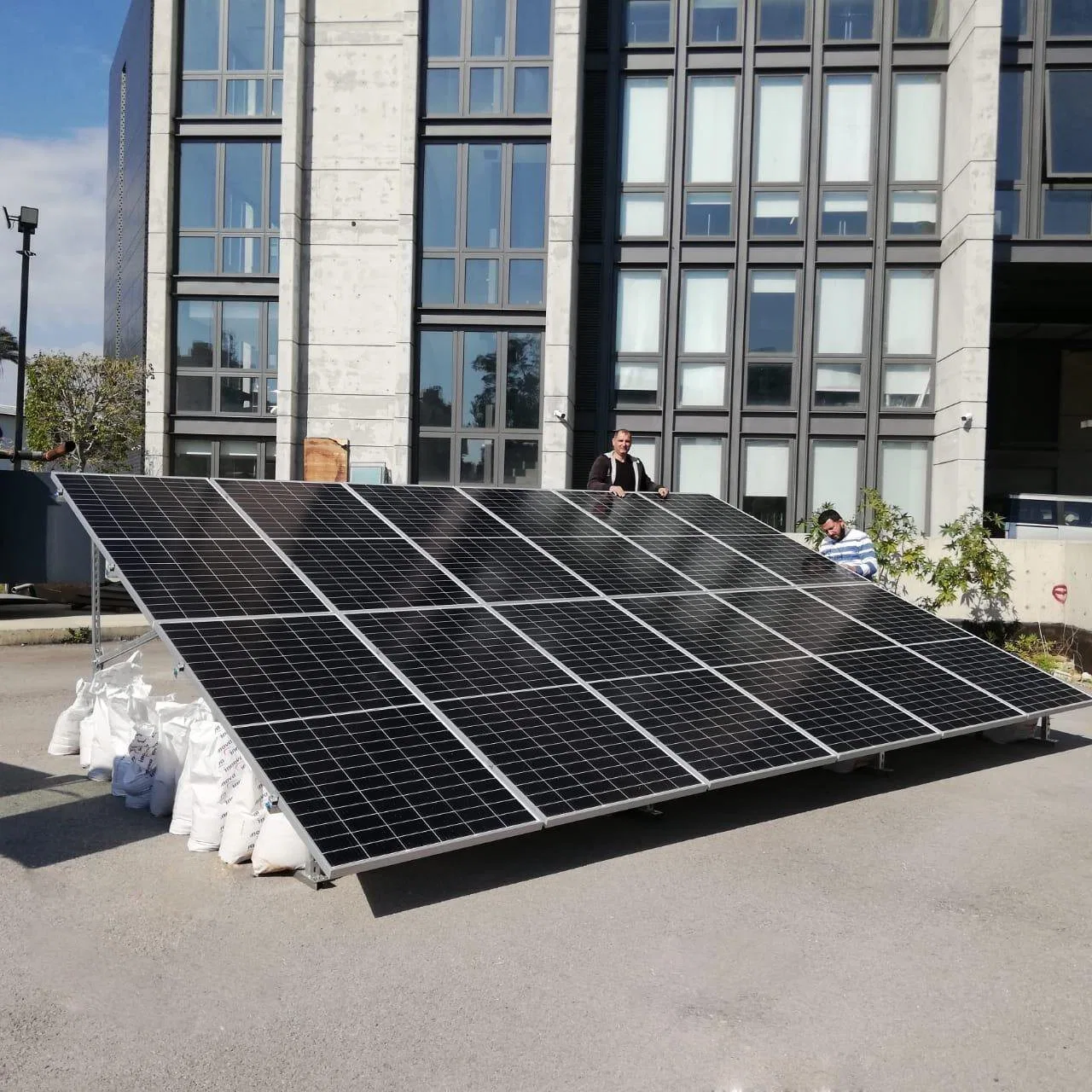 Ground Mounting, Roof Carport Mounting Inverter off-Grid Solar PV System