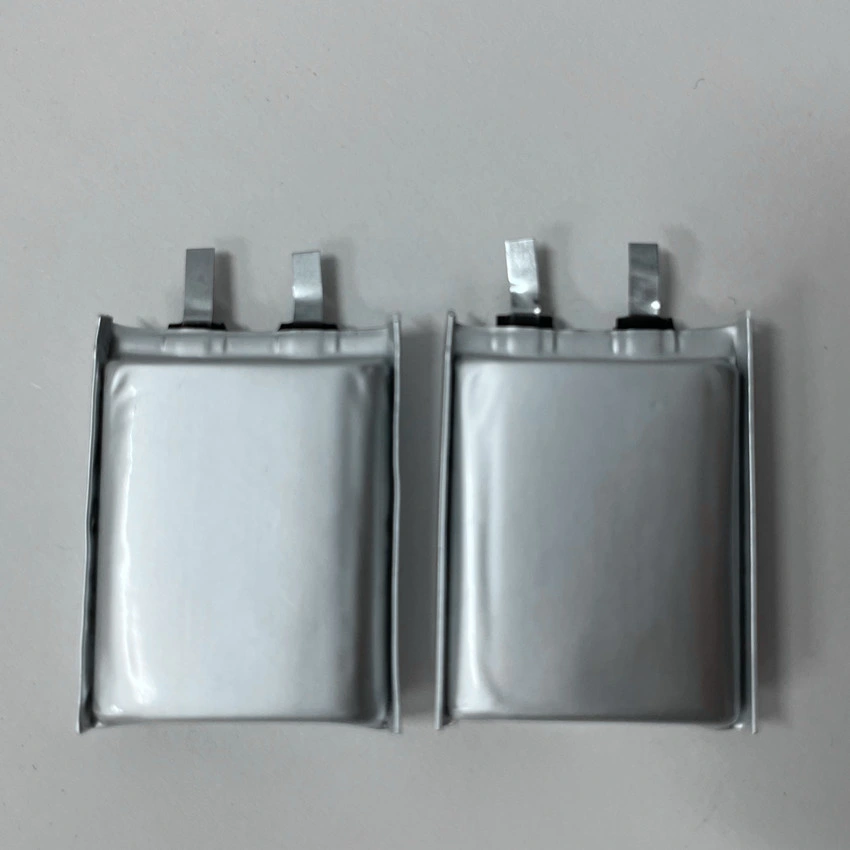 Batterie lithium-ion lithium-ion lithium-polymère faible prix Lipo 502030 3,7 V. Batterie Drone Lipo batterie 3,7 V pour Smart Watch