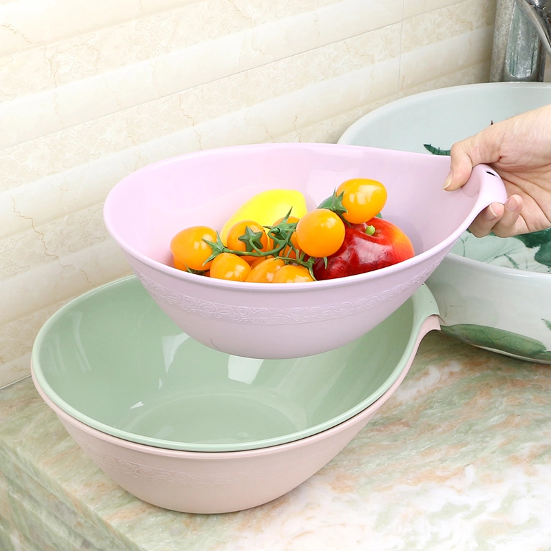 1245 Simple and Durable Household Plastic Water Ladle Plastic Water Basin