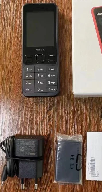 Brand New Mobile Phone for Bm Series Elderly Phones Factory Direct Selling Low Cost High quality/High cost performance Ready Stock 105.106.110.125.210 Phones