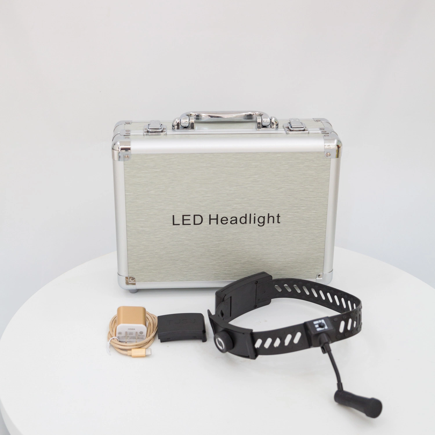 Portable LED Headlight for Surgical Dental with Rechargeable Battery Jd2700