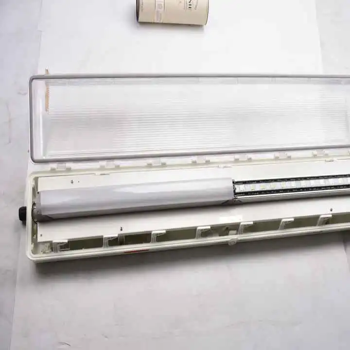 Full Plastic Explosion-Proof LED Linear Light Structural Design Never Distortion