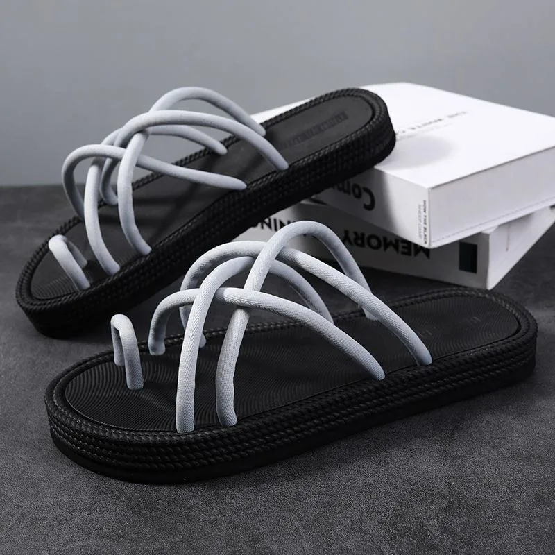 Men's Sandals Slippers Summer New Personalized Woven Casual Outdoor Beach Shoes Trend Non-Slip Flip-Flops Fashion Slipper Shoes for Men