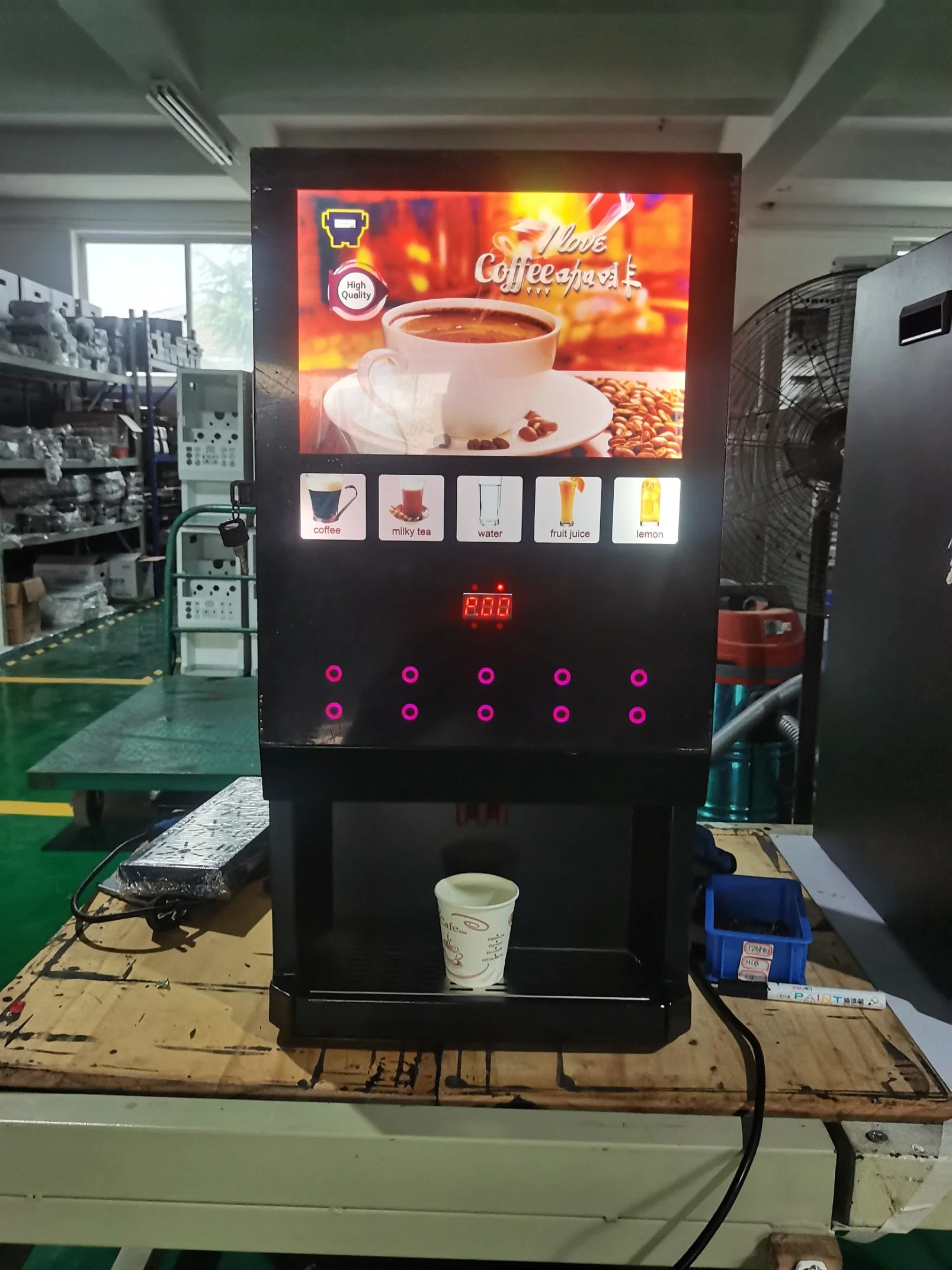10 de Bebidas Máquina Expendedora de café automática para la venta Wf1-404b