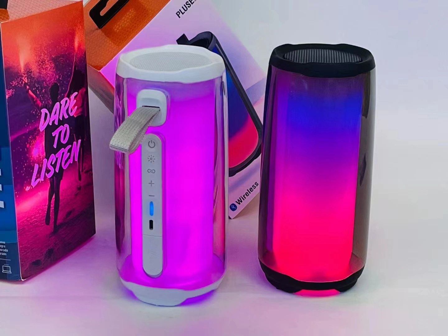 Venta en caliente Pulse5 altavoz Bluetooth, subwoofer, pulsación de escritorio, 5th generación de música, pantalla completa Luz de colores