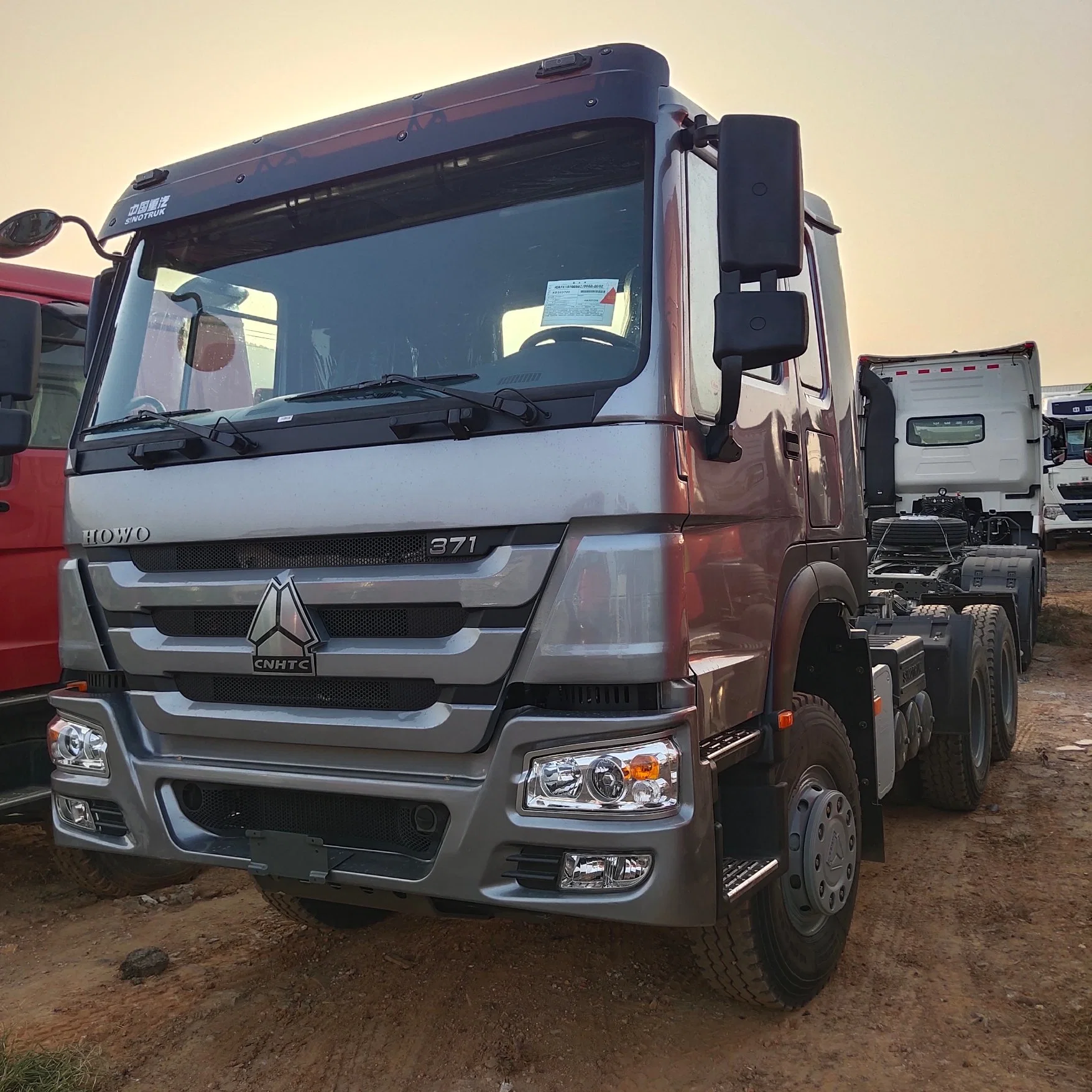 Trator Sinotruk HOWO 6 * 4 TRATOR com cabeçote 6X4 trator China Camião