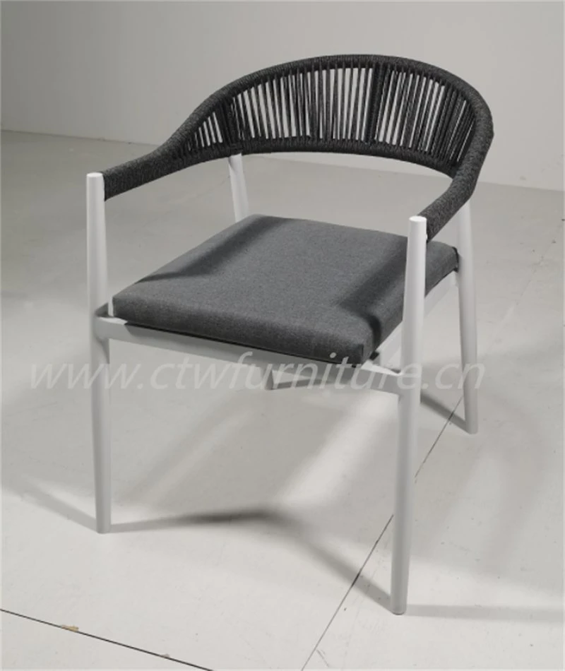 Cadeira de jardim em alumínio Pátio móveis exteriores corda Wicker Rattan Dining Cadeira