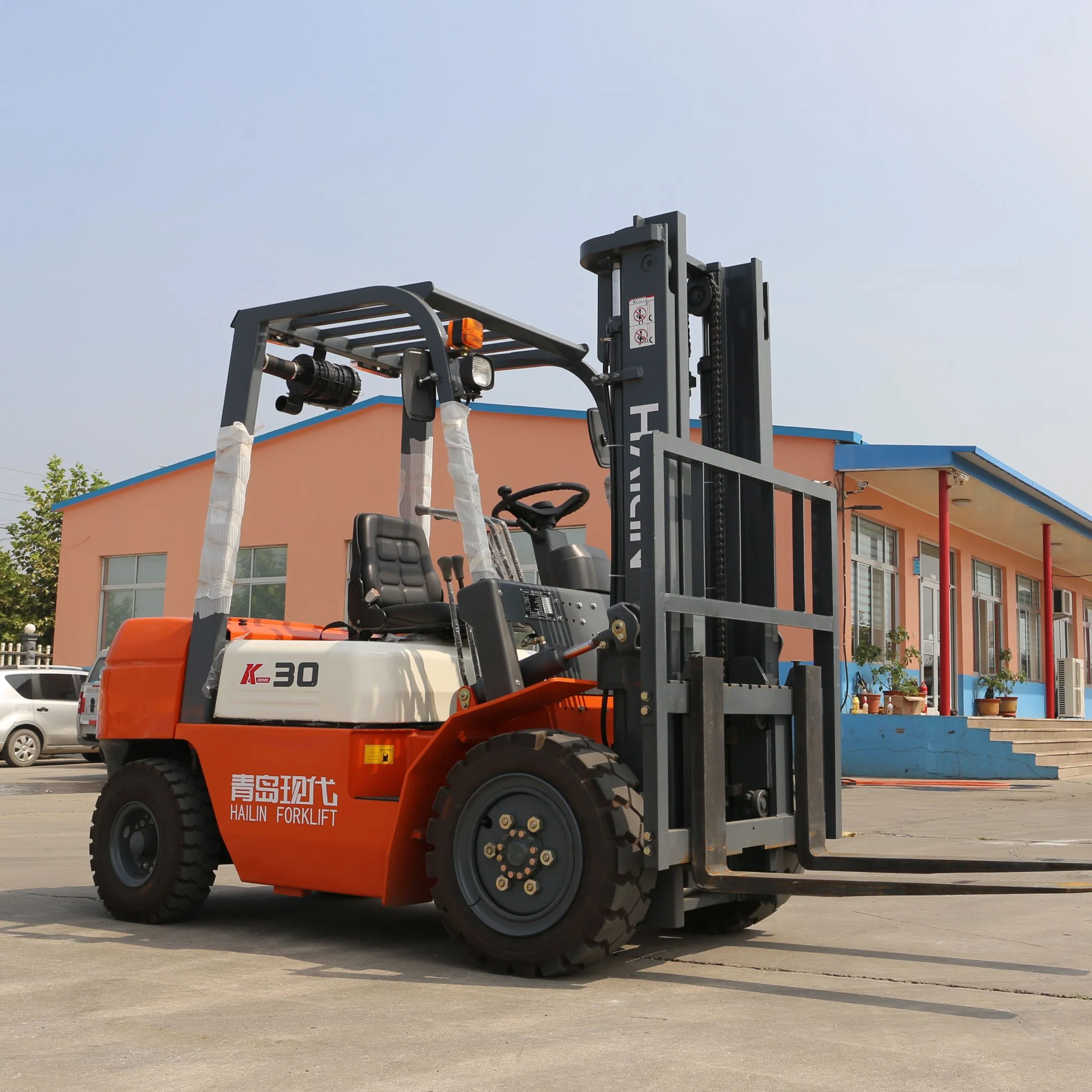 6, 000 Lb Diesel Industrial Forklift Truck 187" Mast 6, 000 Lb Diesel Industrial Fork Lift Truck 187" Mast