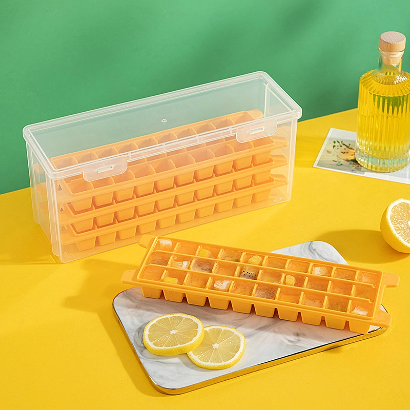 3639 Household Refrigerator Durable Plastic Ice Lattice Ice Cube Mould Ice Storage Box