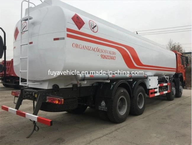 Sinotruk HOWO 8X4 25000L 30cbm 30m3 Fuel Tank Truck for Oil Transportation