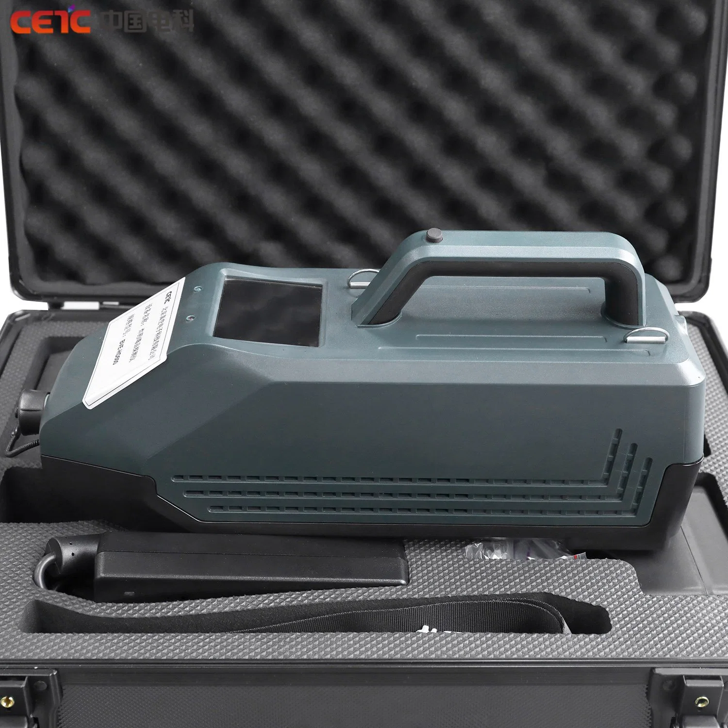 Trace Detector for Explosives Detection