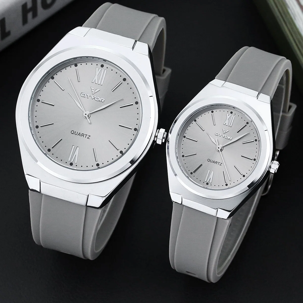 Customize Sport Waterproof Silicone Strap Men Watch Couple Watch