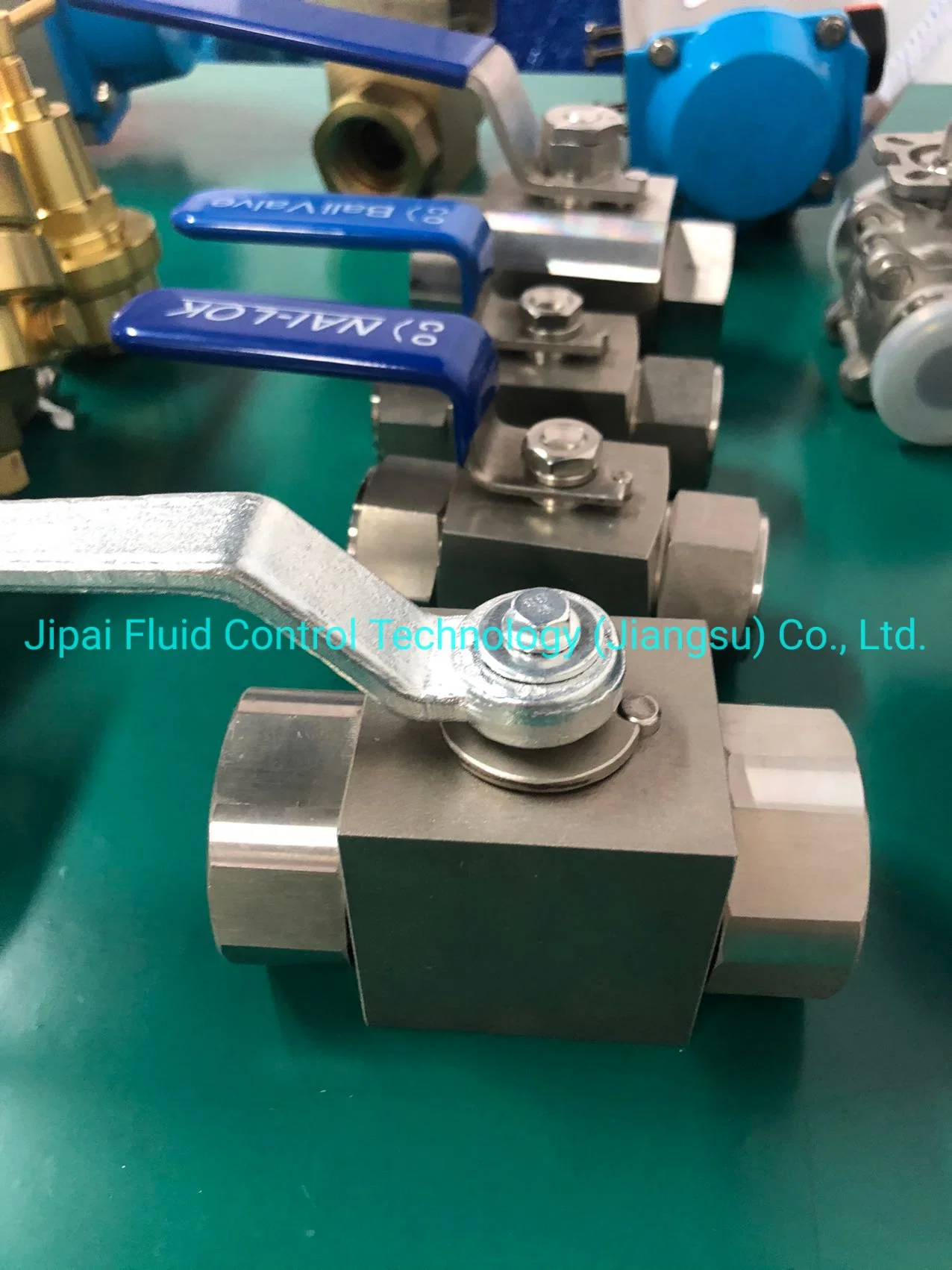 Nai Lok Stainless Steel 316 Two Position Three-Way 1 PC Ball Valve Trunnion Ball Valve for CNG High Pressure 6000 Psi Compression Natural Gas Hydrogen Ball Valv