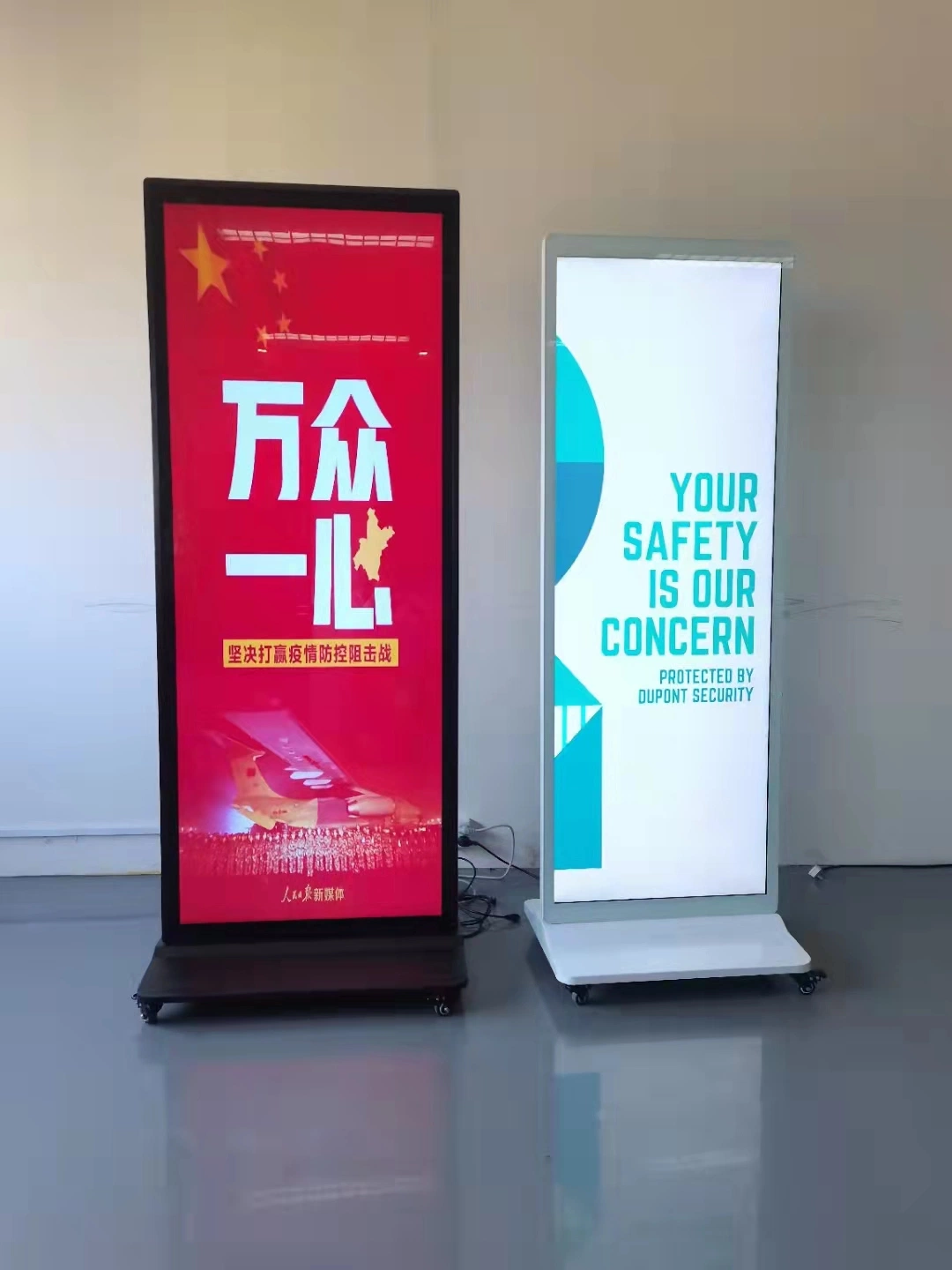 شاشة LCD LED Digital Poster Kiosk Totem رخيصة 75 بوصة لاعب إعلاني