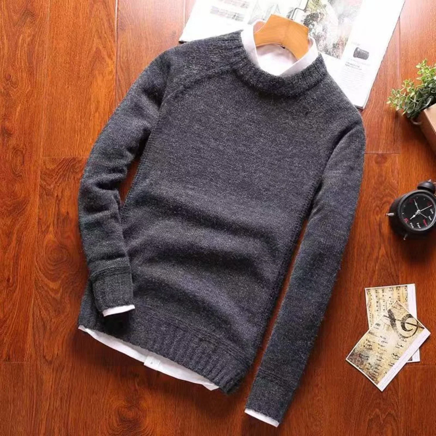 Men's Crew Neck Knit Sweater