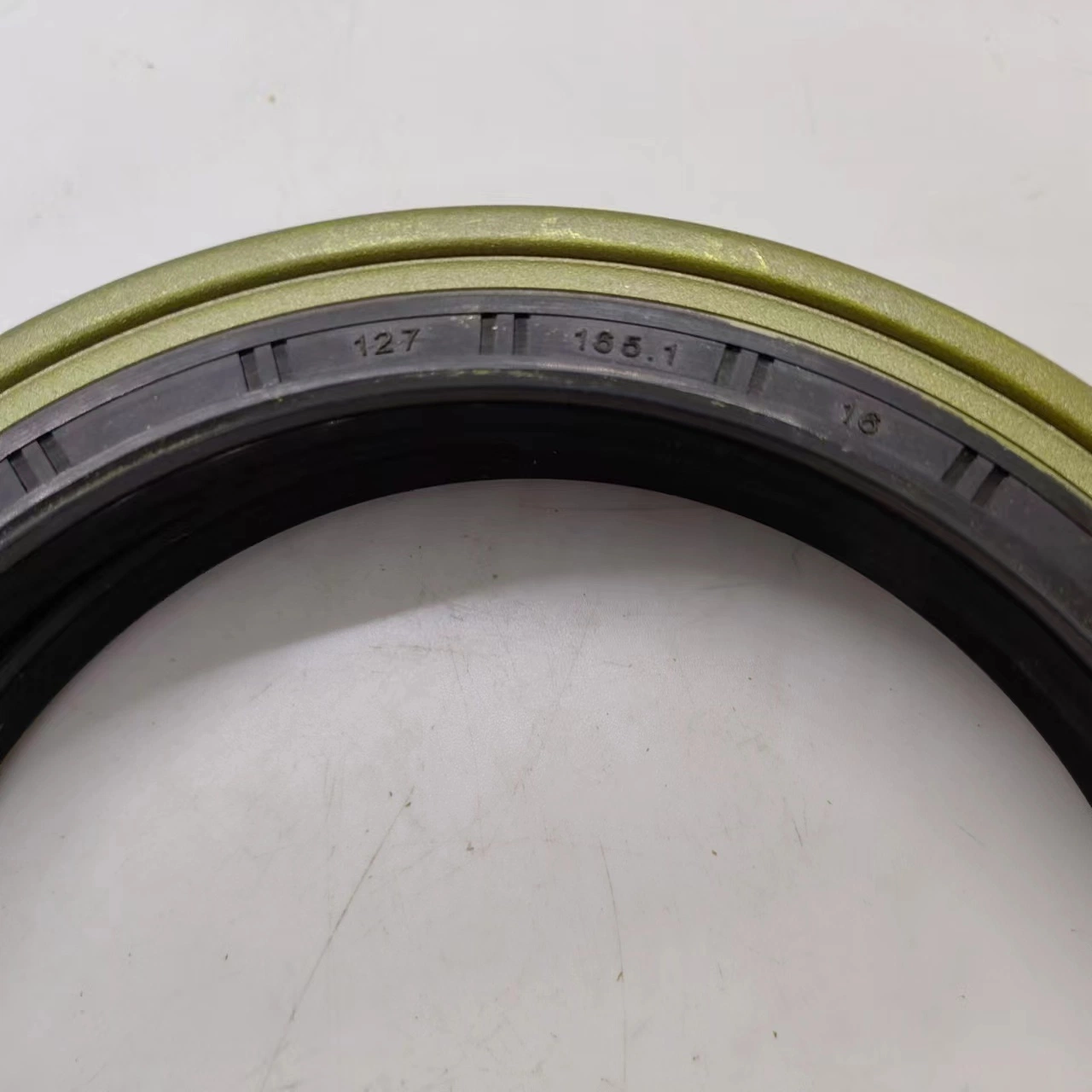 Ta 127*165.1*16 Oil Seal NBR FKM