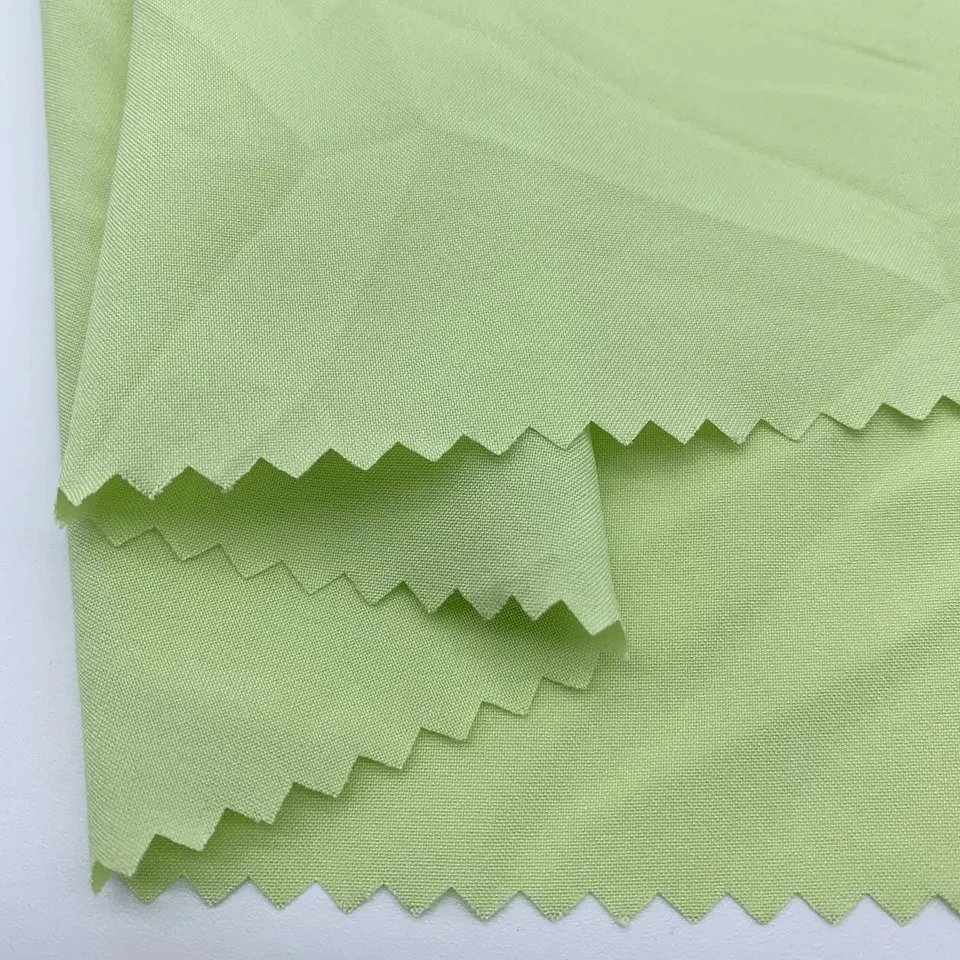 Whole Sale 100% Polyester 50d 300t Dope Dye Taffeta Poly Twill Lining Waterproof Cire 63GSM for Jacket Shell Fabric