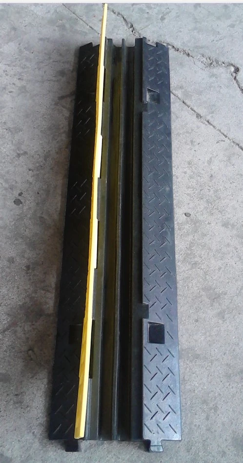2 Channel Black&Yellow Flooring Rubber Cable Bridge for Vehicle