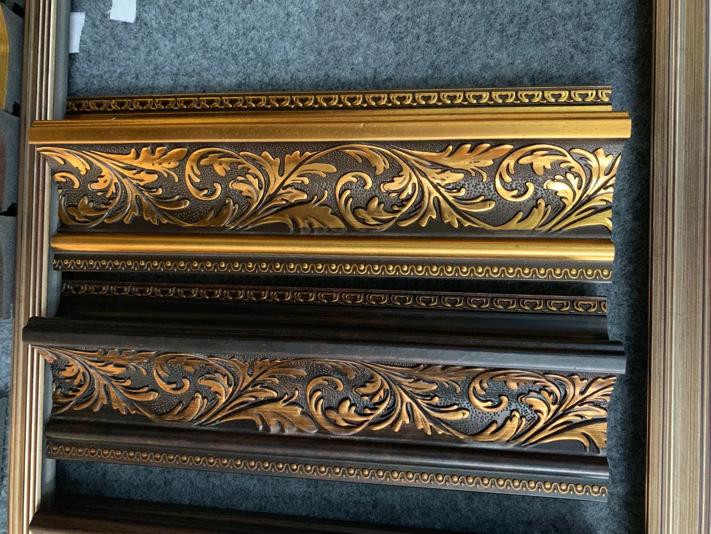 European Style Gold PS Material Ceiling Medallions for Home Ceiling Design