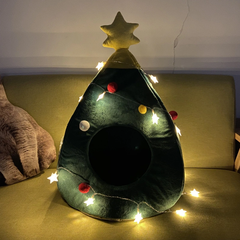 New Christmas Tree Cat Litter Dog Litter Winter Warm Pet Litter Winter Cat House Pet Supplies Christmas Pet Litter