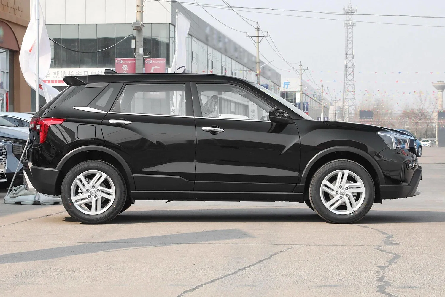 Buen precio cerrado Nueva China coches usados coche eléctrico SUV Venucia T60