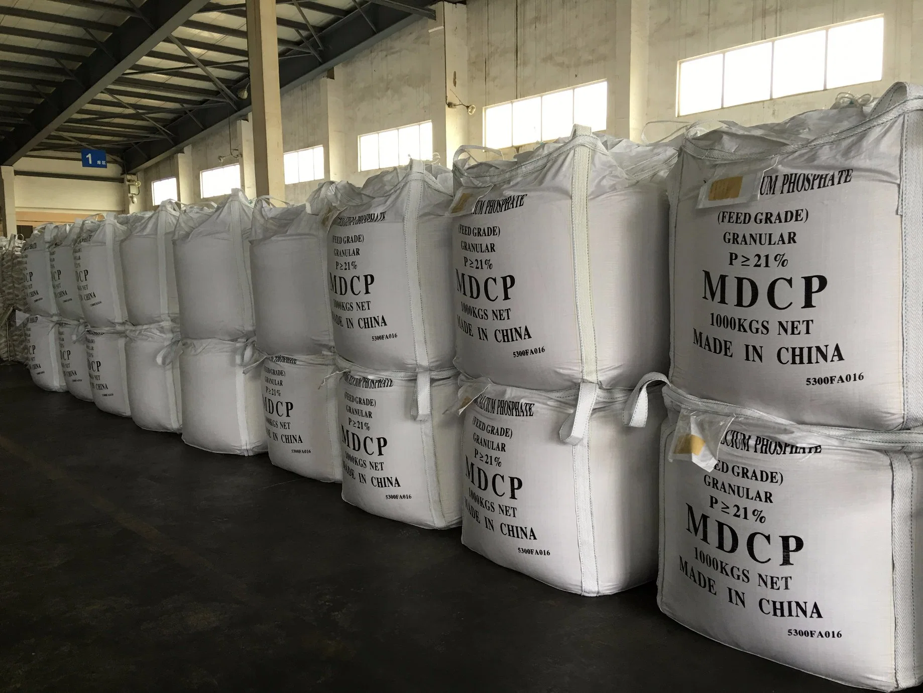 Monodicalcium Phosphate Granular Aquatic Animals' Feed 22%