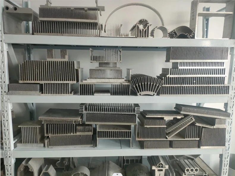 Custom Industrial Aluminium Alloy Extrusion Heatsink/Radiator Profile for LED Lighting