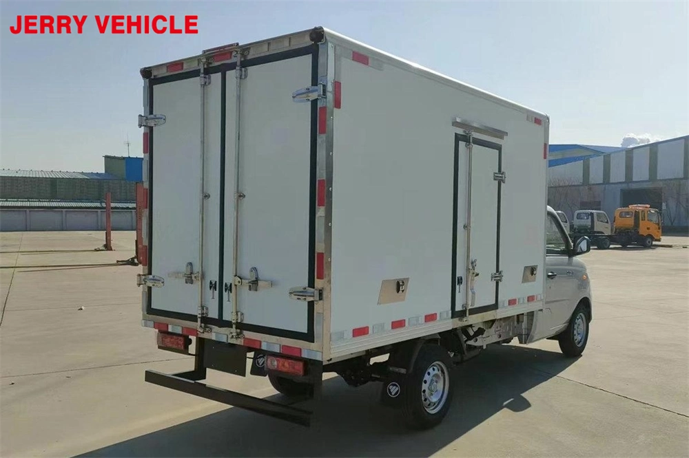 Fábrica China 1,5 toneladas de alimentos congelados de camiones refrigerados Mini Van carretilla