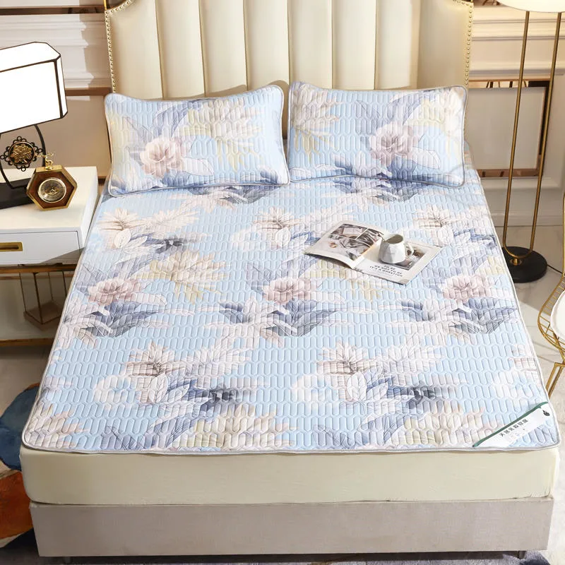 Super Cool Feeling Fabric with Rubber Filling Summer Bedding Set Mattress Cover with Pillowcase