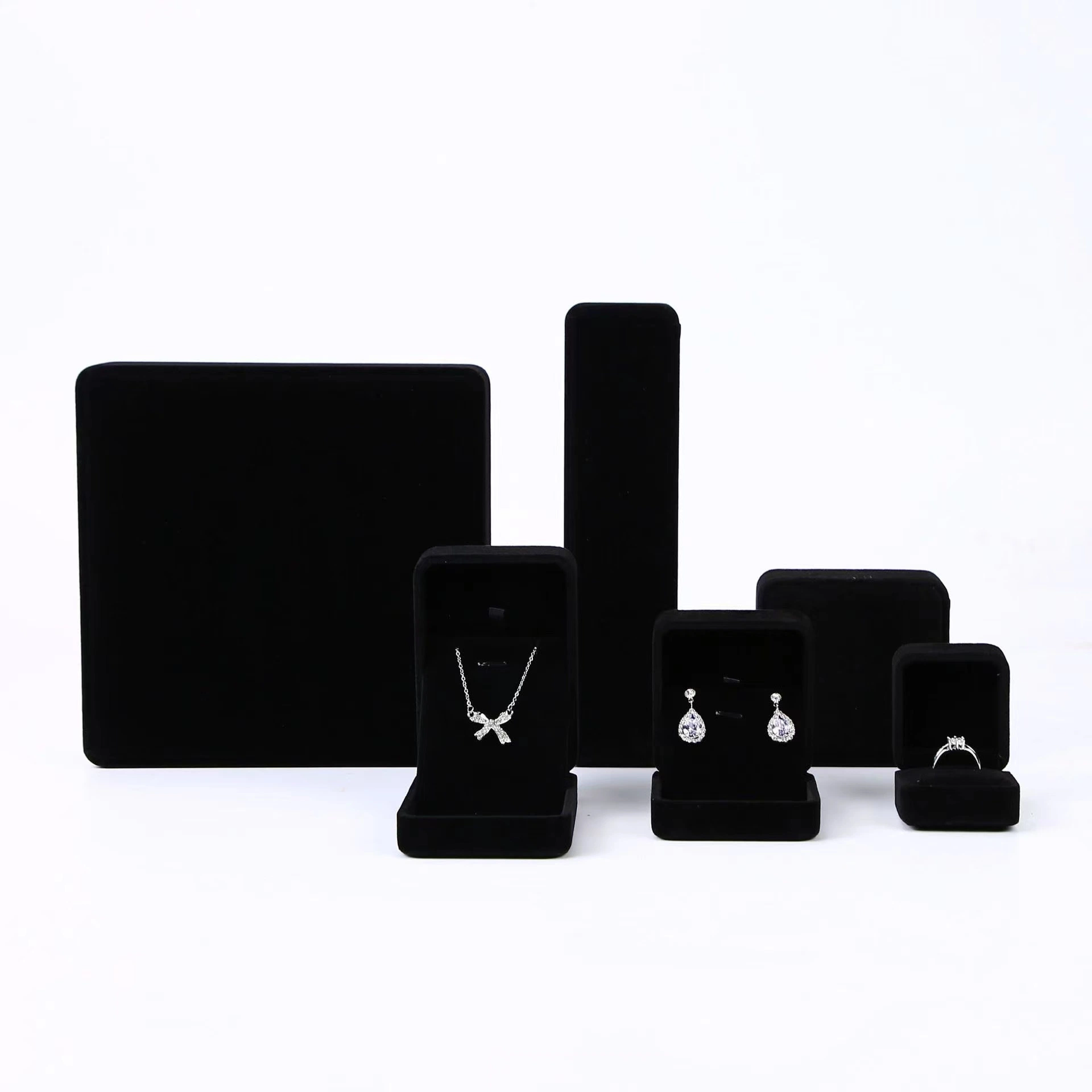 Rounded Flannelette Jewelry Box Large Storage Bracelet Earring Pendant Bracelet Packaging Gift Box