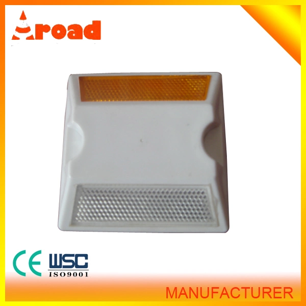 Plastic Roadsafety Road Stud with Small MOQ