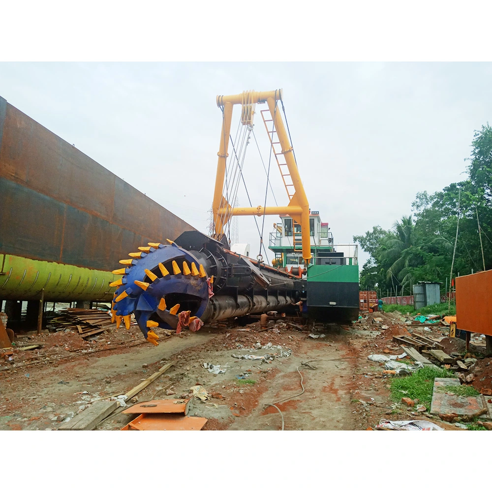 Factory Direct Sales 20 Inch Clear Water Flow: Cutter Suction Dredger in Southeast Asia