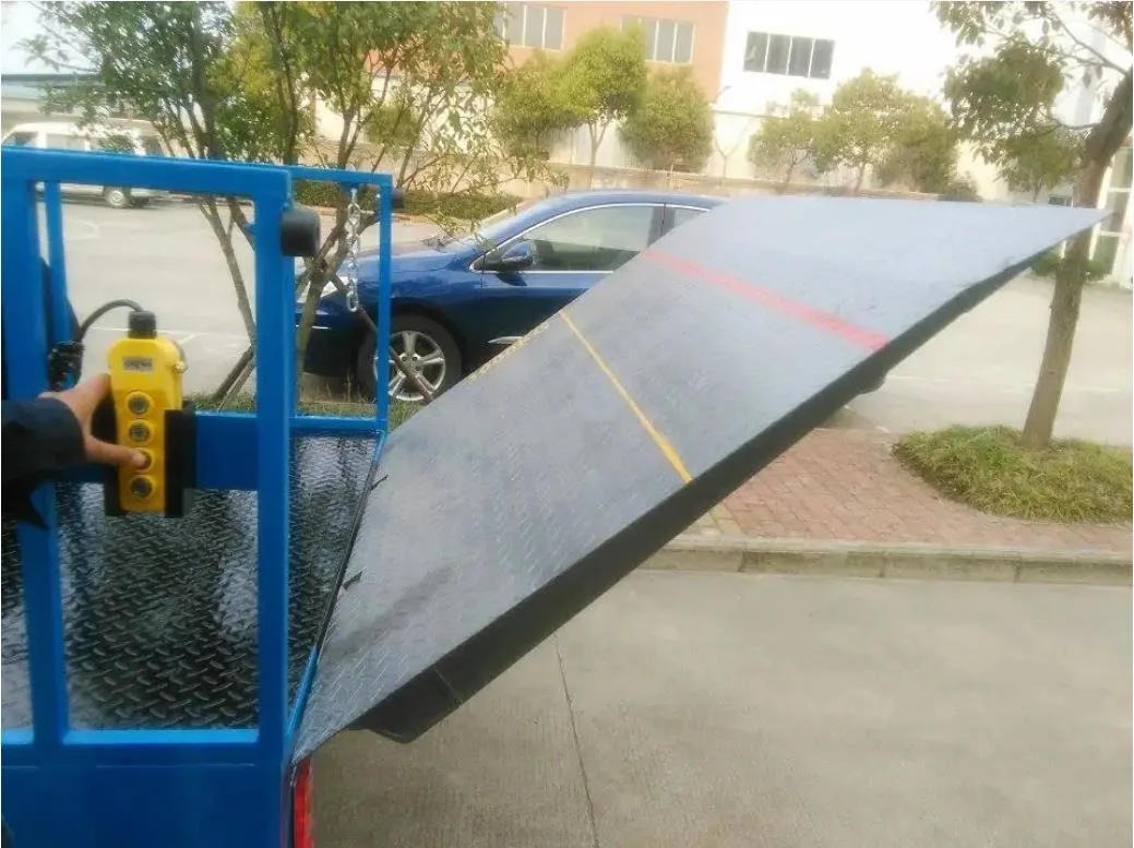 Truck Mounted Tail Lift for Load and Unload Goods